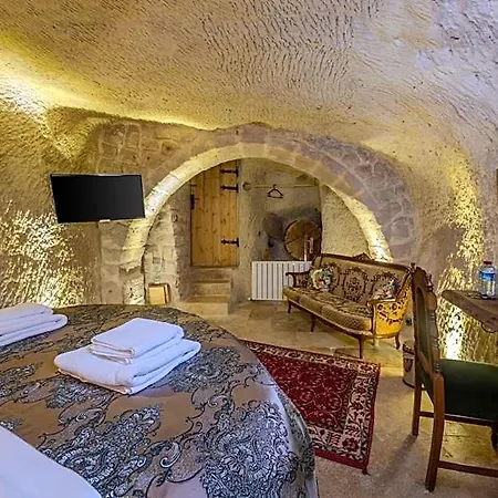 Lubberona Cave Cappadocia